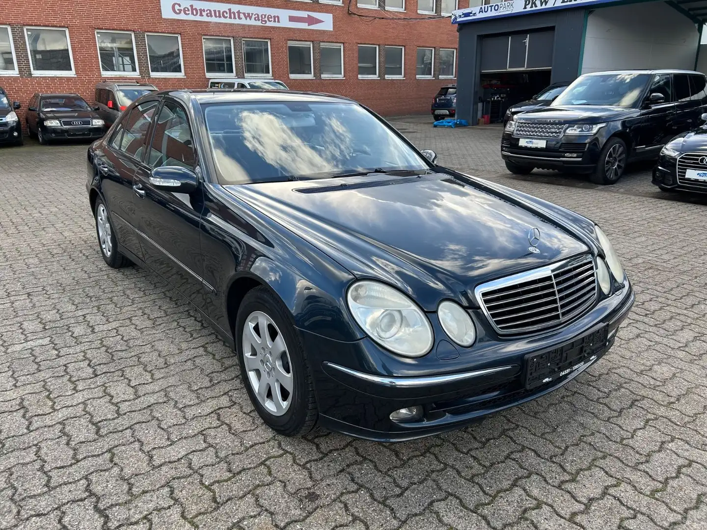 Mercedes-Benz E 280 CDI Limo. Avantgarde*Xenon*Navi* Noir - 2