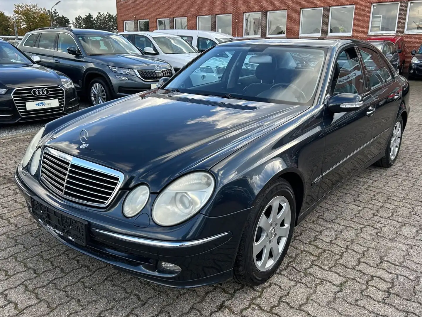 Mercedes-Benz E 280 CDI Limo. Avantgarde*Xenon*Navi* Noir - 1