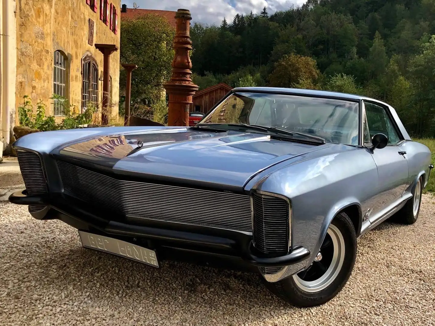 Buick Riviera GS Blau - 2