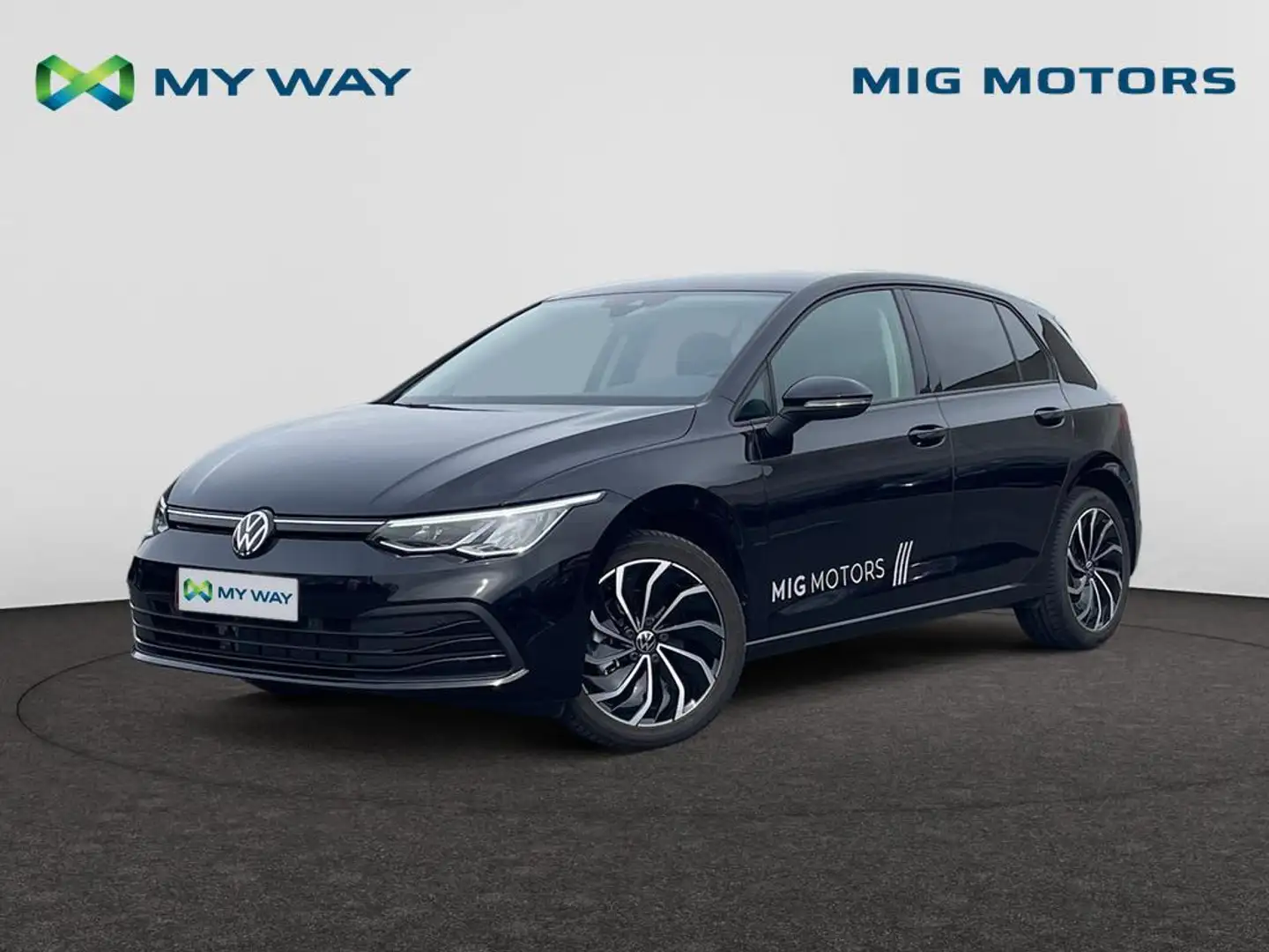 Volkswagen Golf Life Business Premium 1.0 eTSI (110 pk) DSG /// Ze Zwart - 1