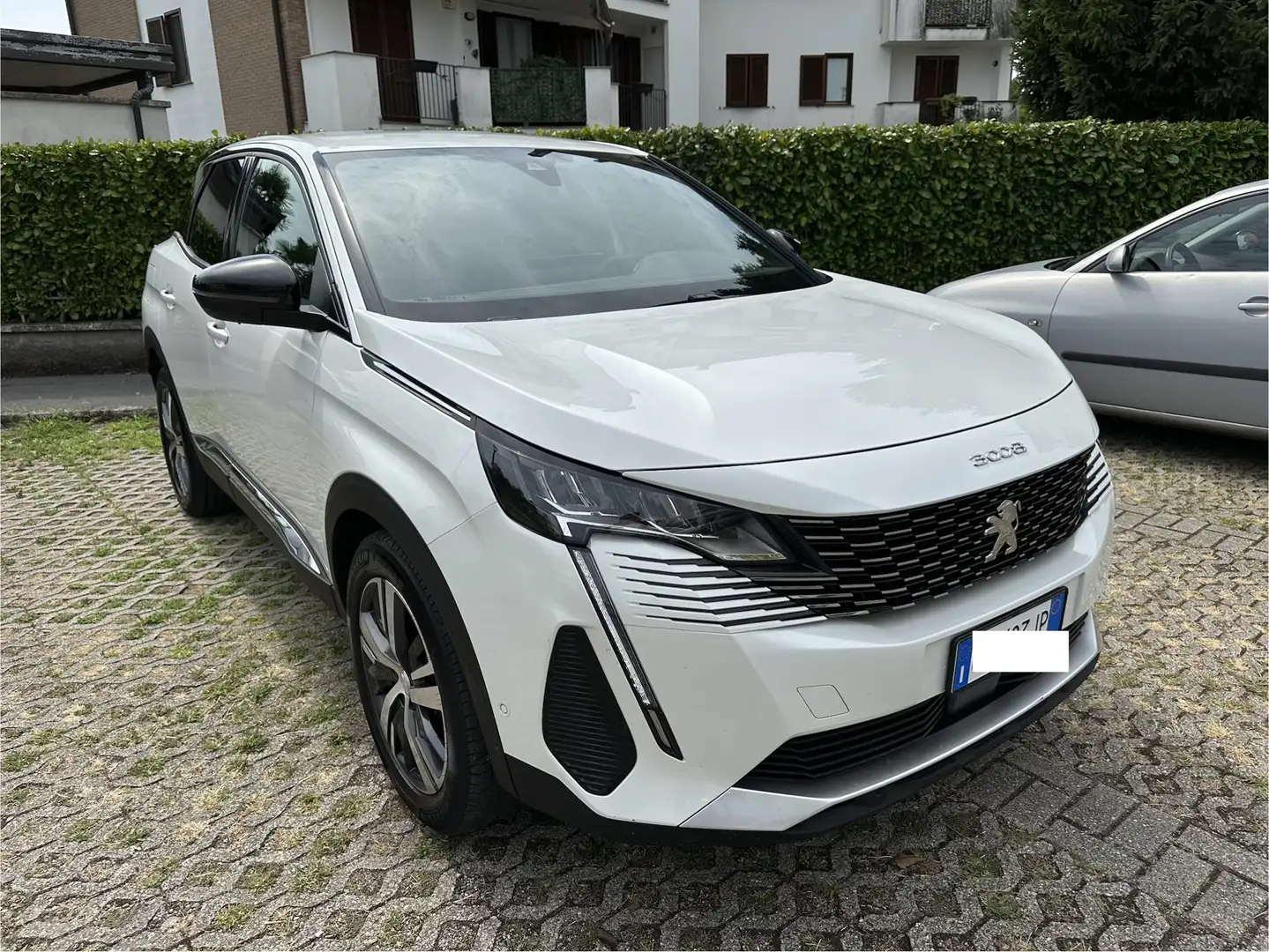 Peugeot 3008 1.2 puretech t 130CV Active Pack s Bianco - 1