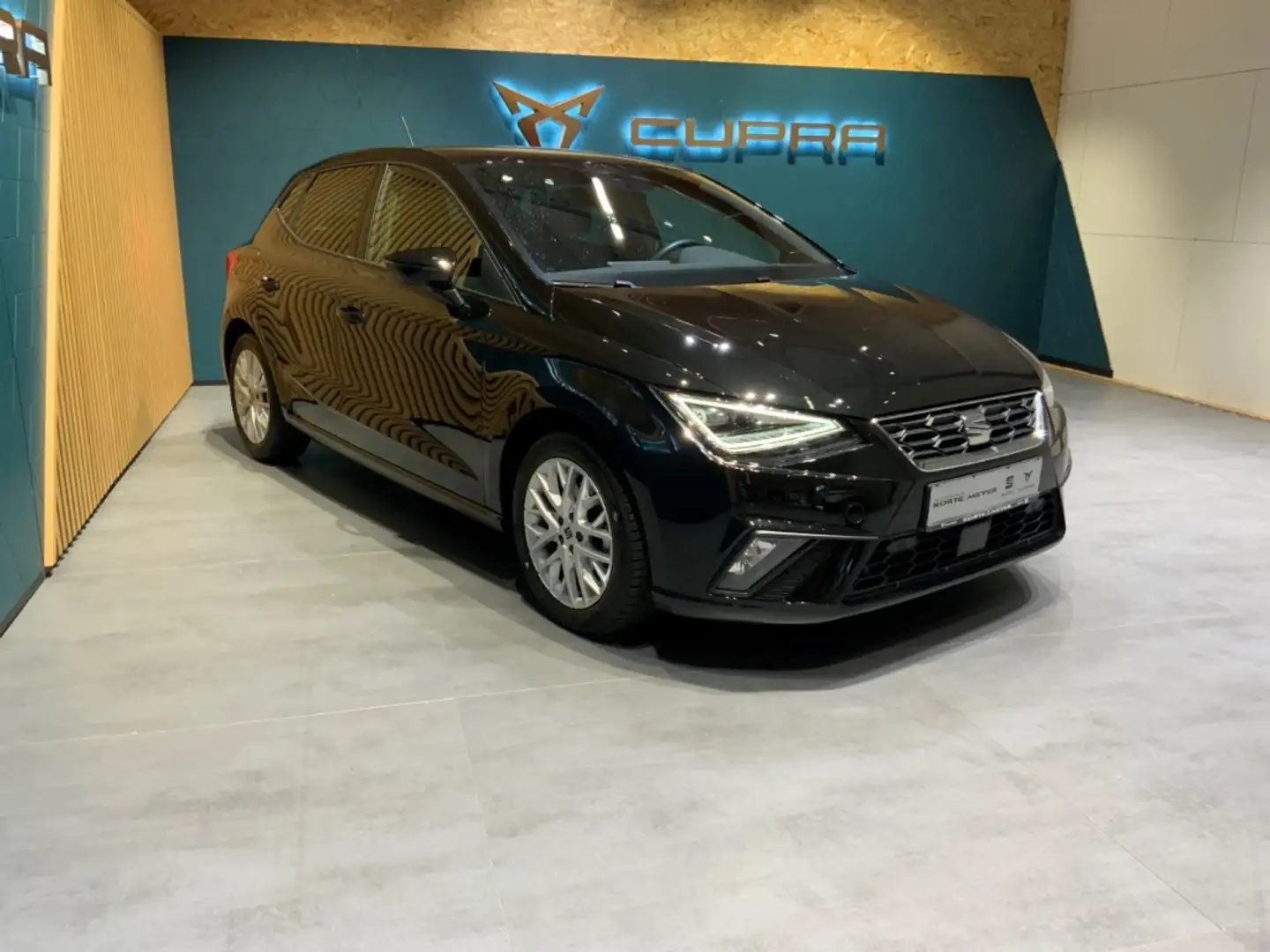 SEAT Ibiza FR Pro Black Edition Beats+Navi+Allwetter+ Schwarz - 2