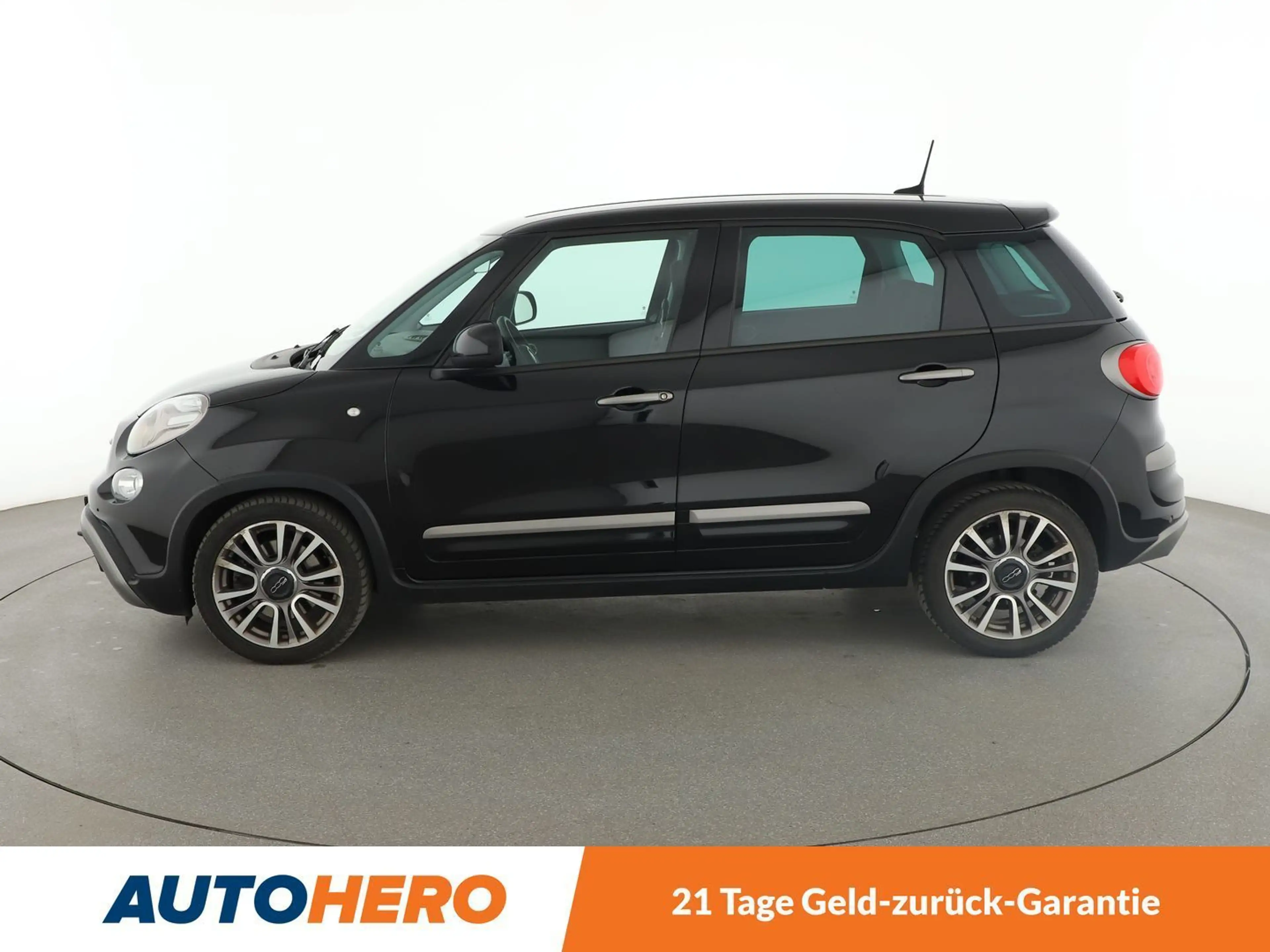 Fiat 500L 1.4 Turbo Cross*TEMPO*PDC*AHK*ALU*LIM*DAB* — photo 3