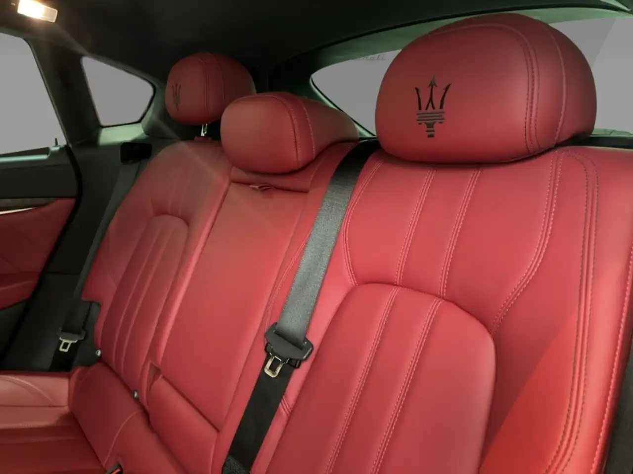 Maserati Levante 2022 — фото 7