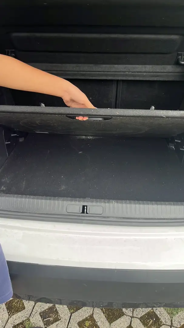 Citroen C4 BlueHDi 130 Stop&Start EAT8 FEEL PACK - 1