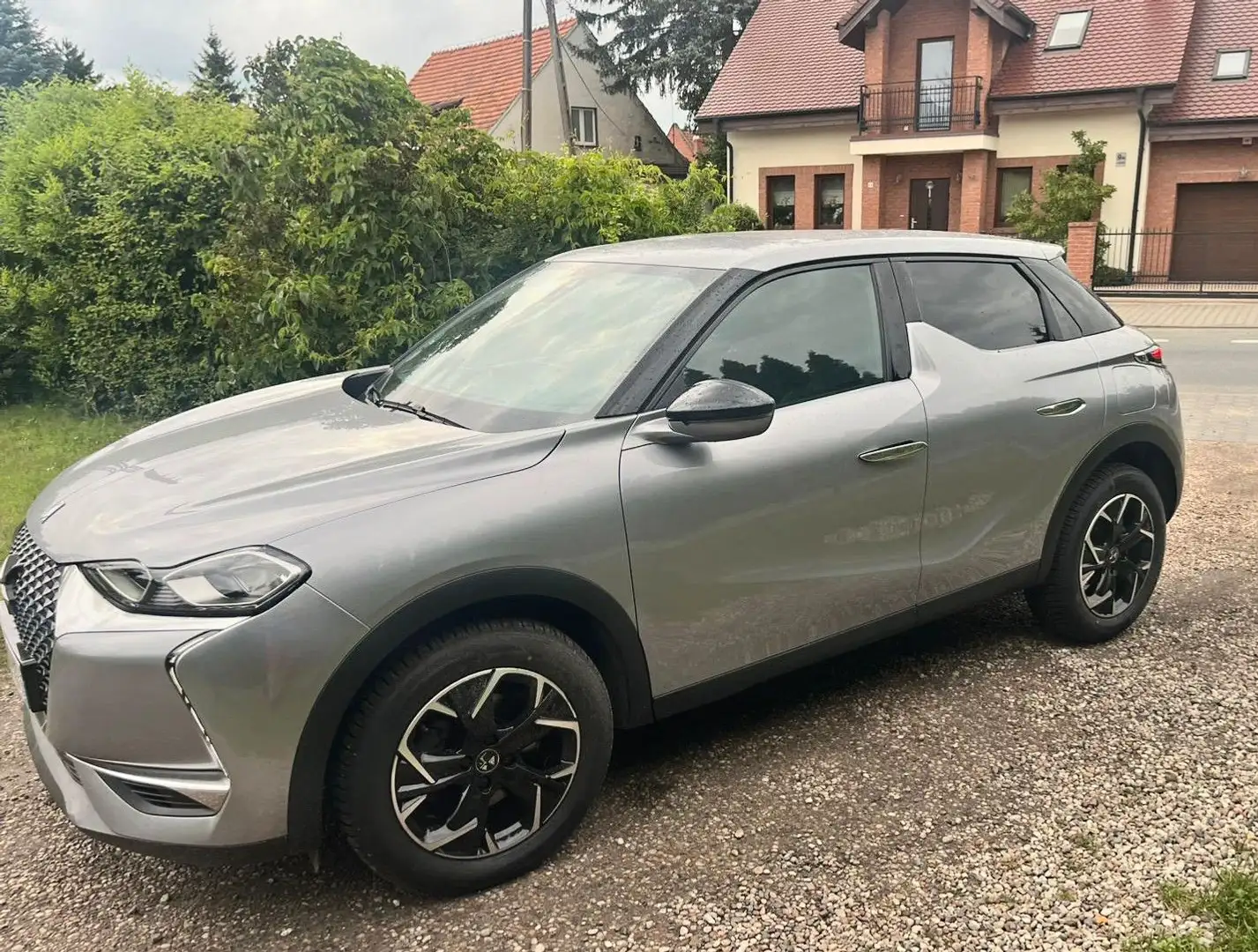 DS Automobiles DS 3 Crossback Gris - 1