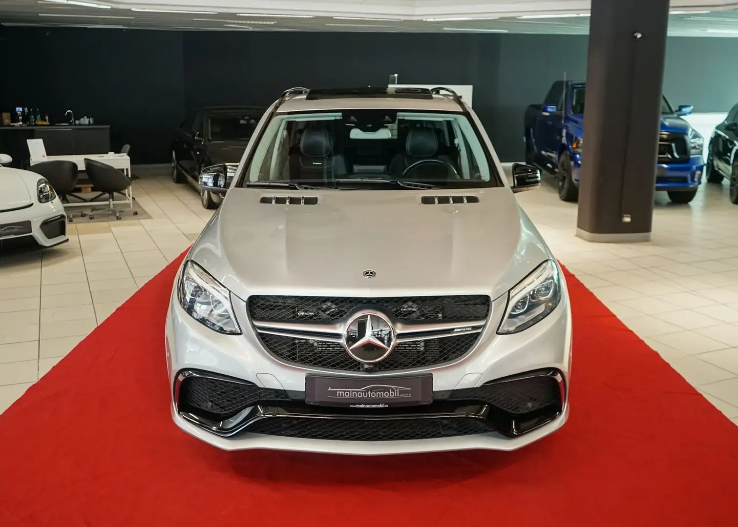 Mercedes-Benz GLE 63 AMG 4M AHK MWST Distronic Night Keyless Argent - 2