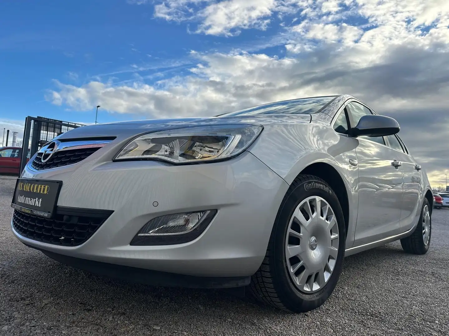 Opel Astra 1.6 Aut. Cosmo Innovation **Wie Neu*Wenig KM** Grau - 2