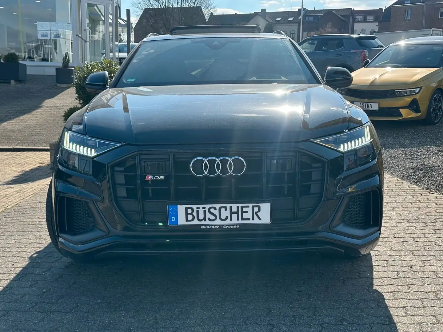 Audi SQ8 4.0 TFSI quattro Schwarz - 2