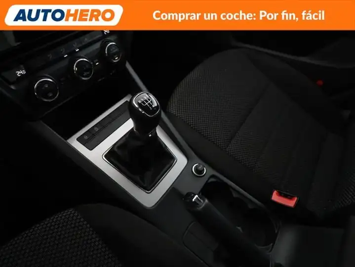 Škoda Octavia 1.6 TDI CR Ambition 2016, foto 26