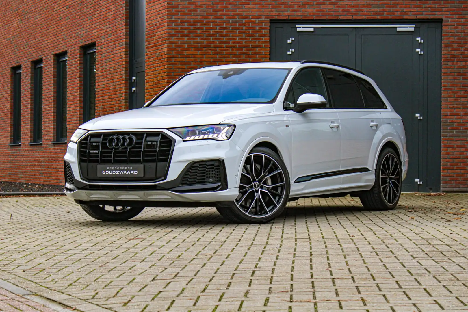 Audi Q7 55 TFSI e quattro S edition Competition | Laser | Blanc - 1