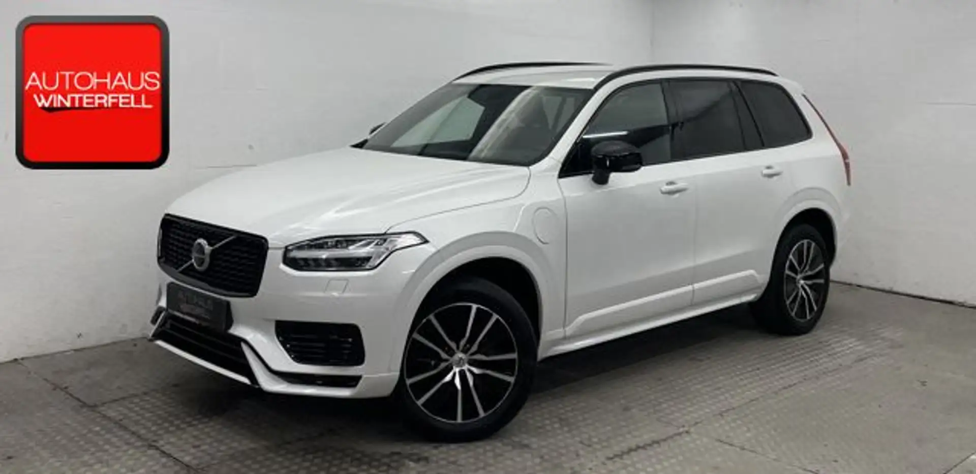 Volvo XC90 T8 AWD RECH RDesign 7SITZ+AHK+KEYLESS+H/K+ Blanc - 1