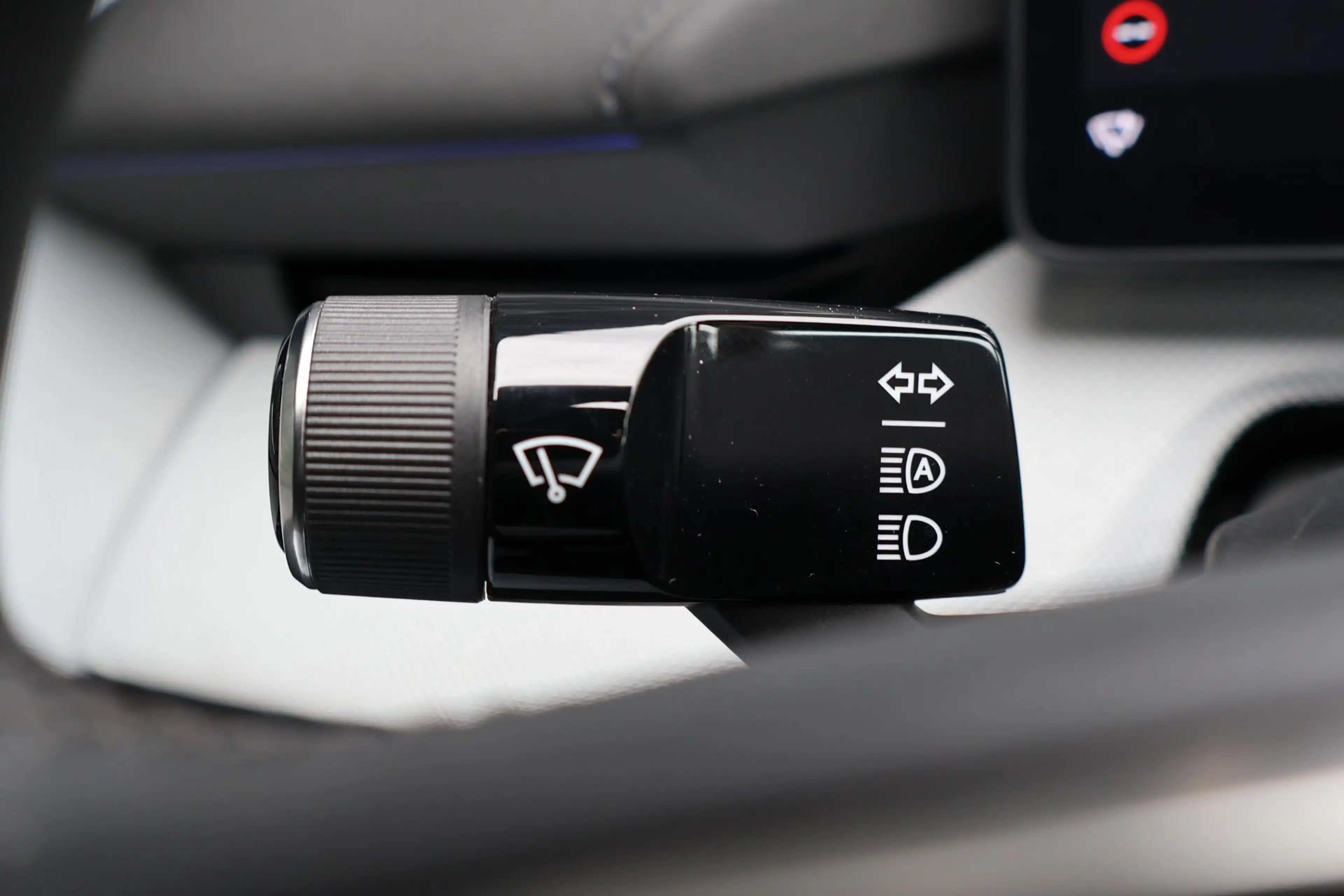 Polestar 4 Long Range Single Motor Prime 100 kWh | Panorama d — photo 13