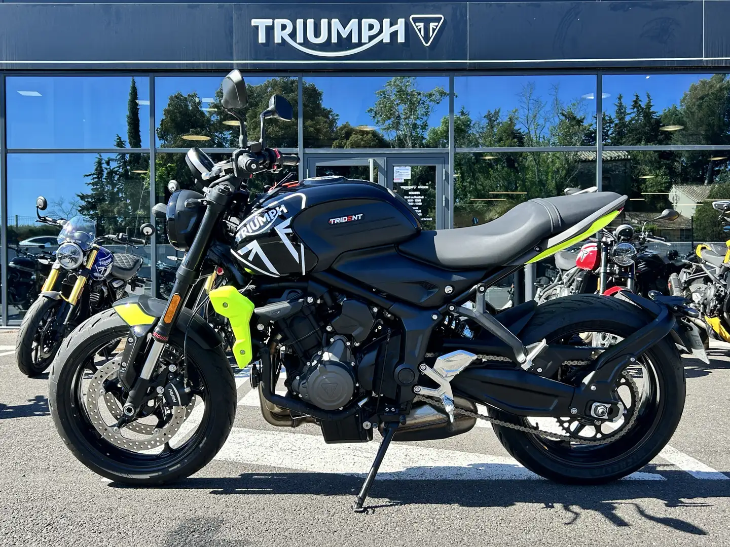 Triumph Trident 660 - 2