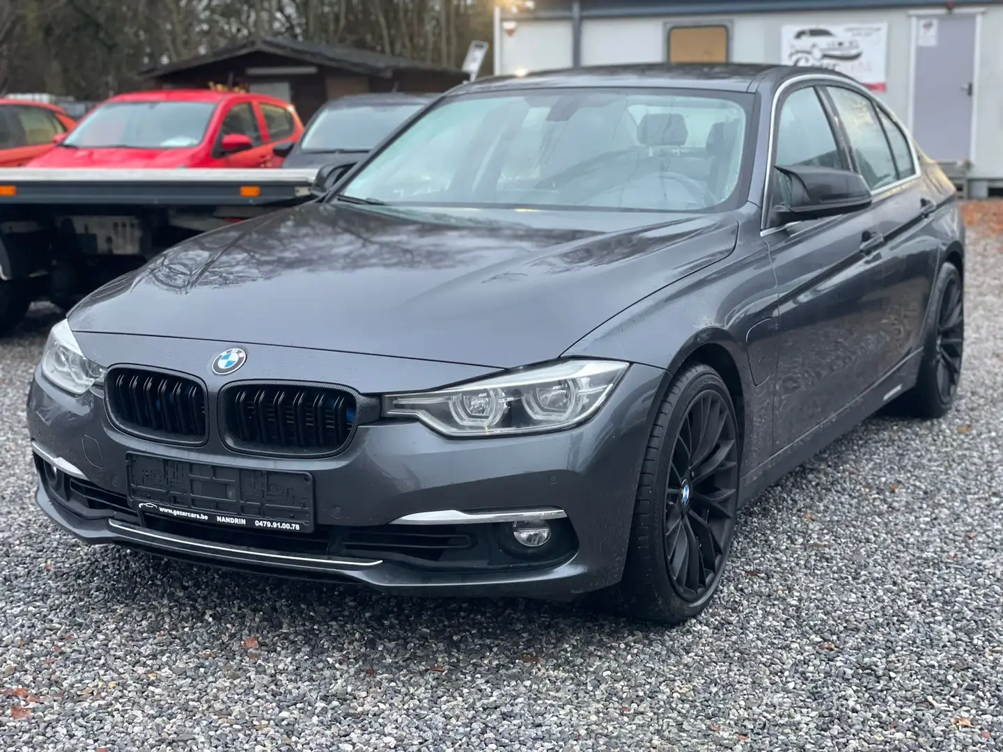 BMW 330 330eA Plug-In Hybrid - 1