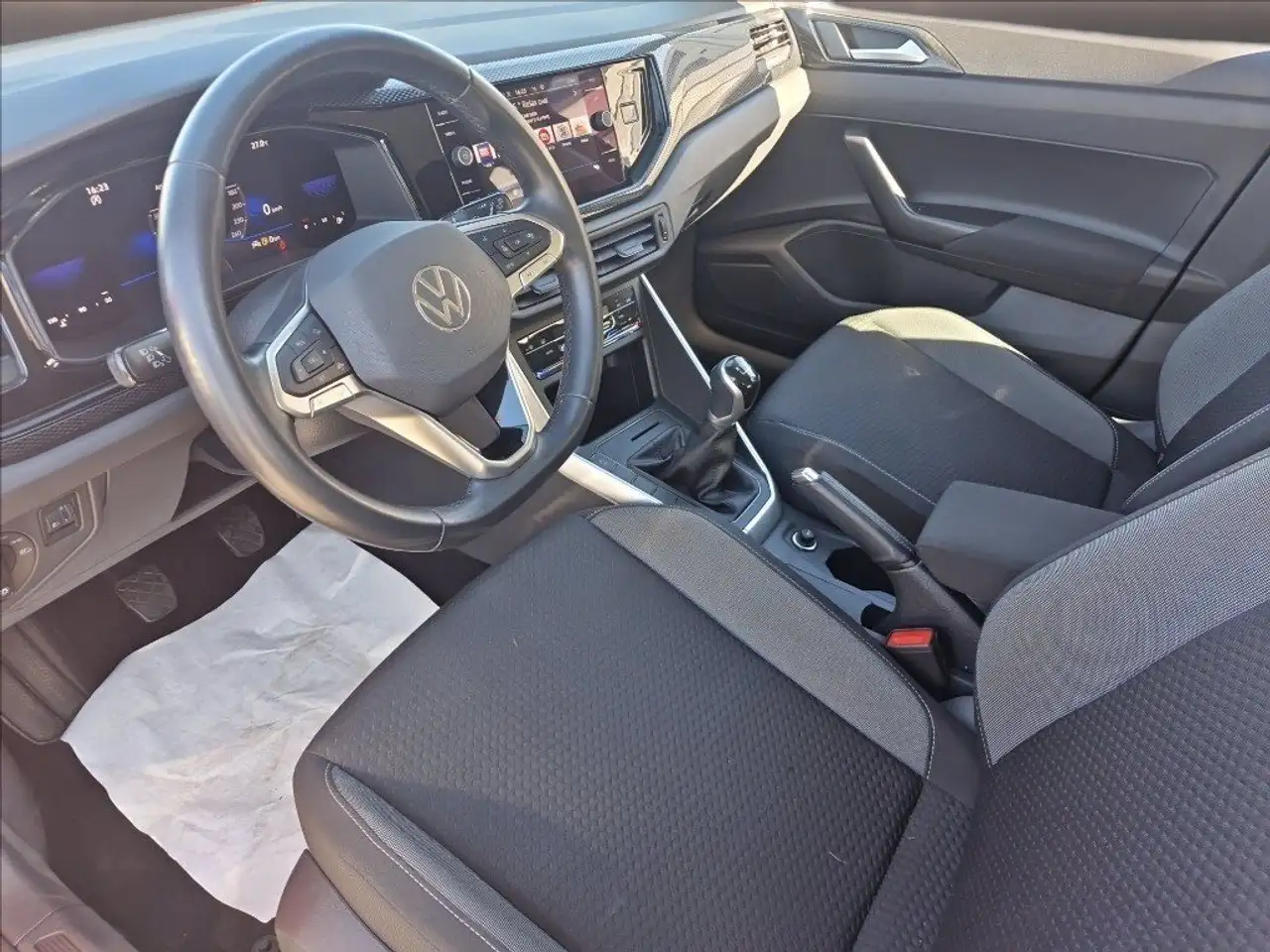 Volkswagen Polo 1.0 tsi life 95cv 13