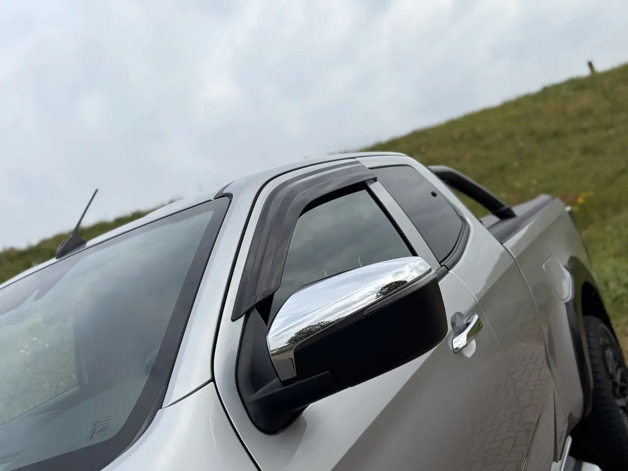 Isuzu D-Max 2024 — фото 15