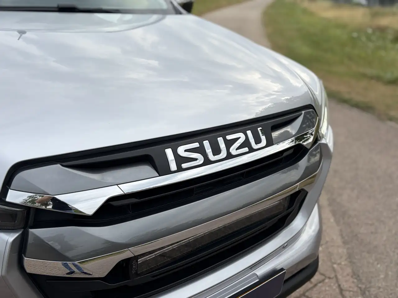 Isuzu D-Max 2024 — фото 12