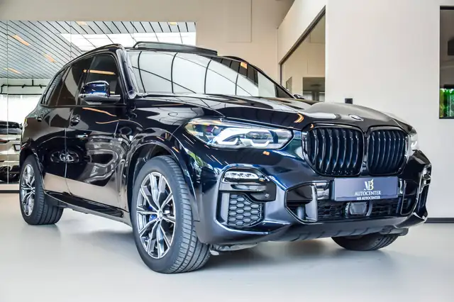 BMW X5 view 5