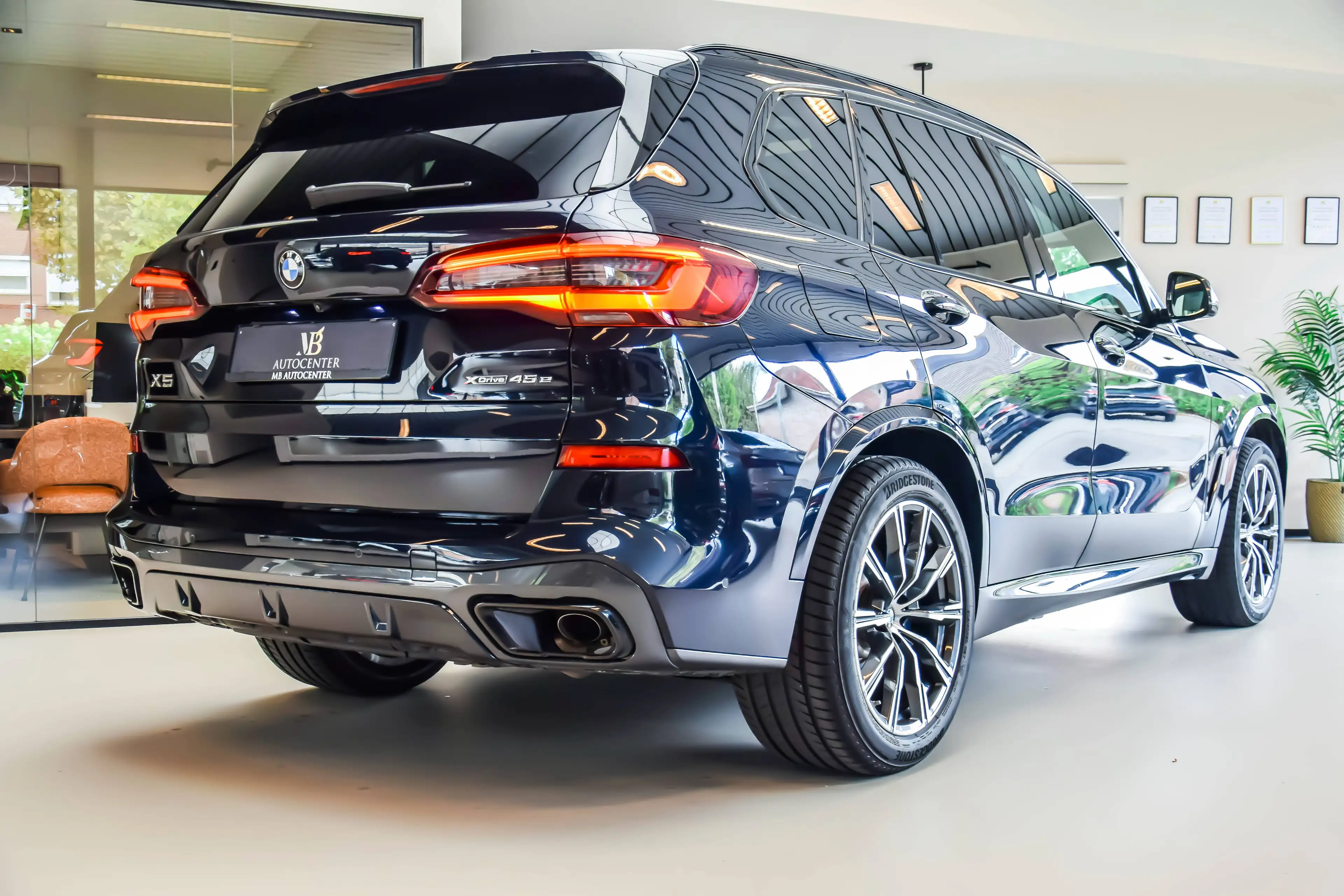 BMW X5 3.0A xDrive45e M-Sport Night Edition 08/2021 — photo 11