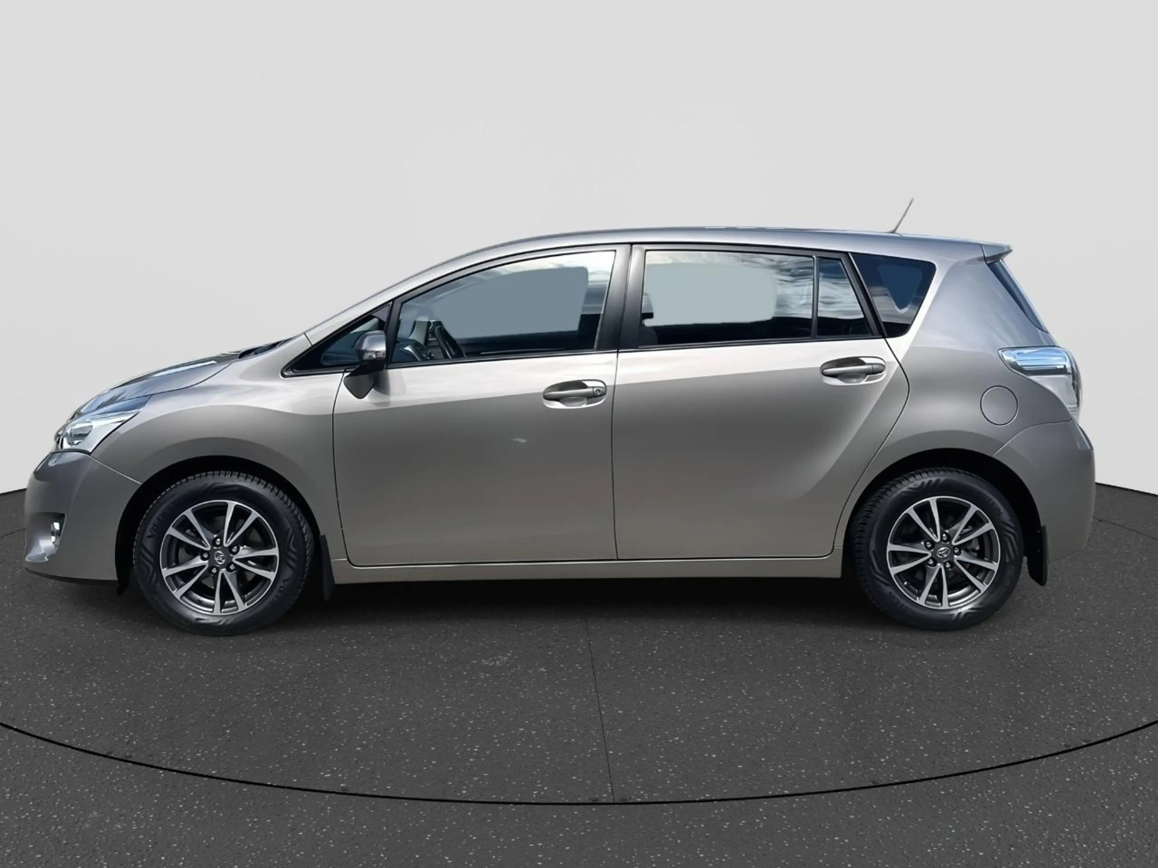 Toyota Verso 1.8 VVT-i Aspiration | Rijklaar | Automaat | Trekh — photo 7