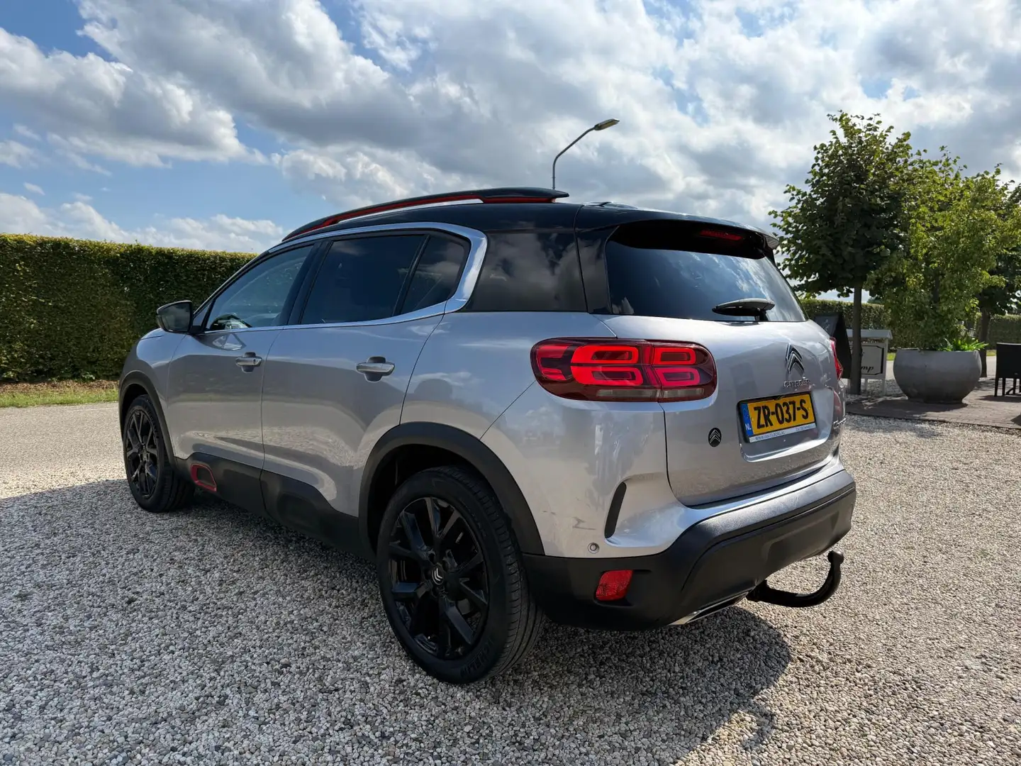 Citroen C5 Aircross 1.6 PureTech Shine Automaat | 360 Camera | Trekhaa Grau - 2