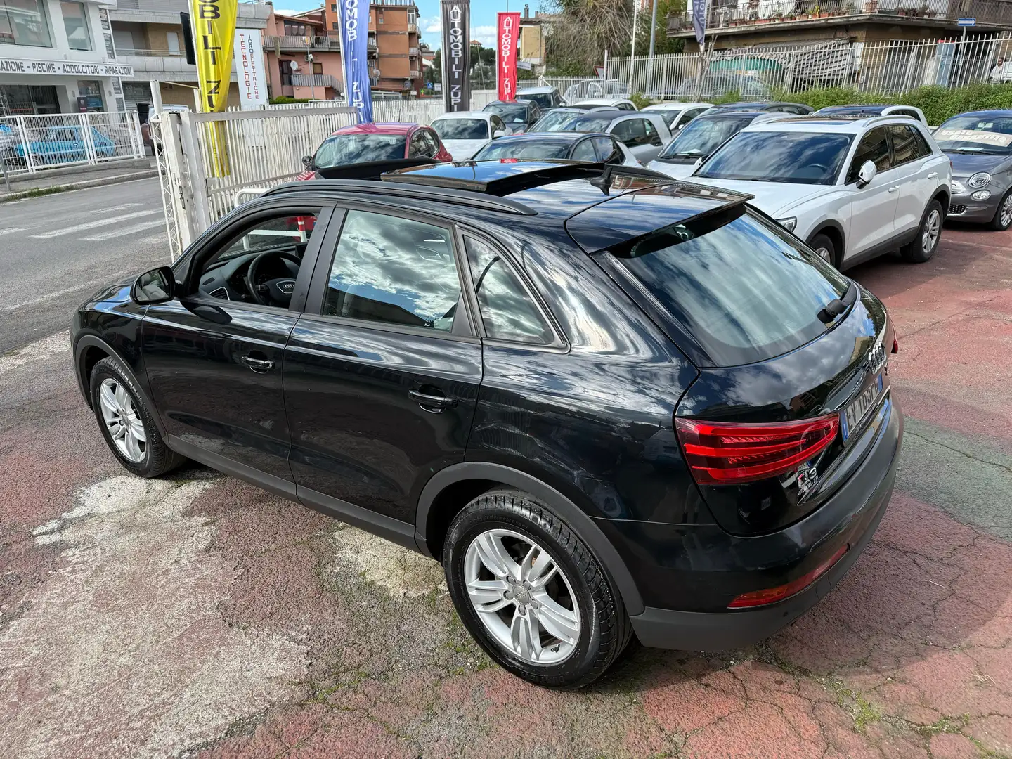 Audi Q3 2.0 tdi 140cv s-line AUTOMATICO *TETTO APRIBILE* Nero - 1