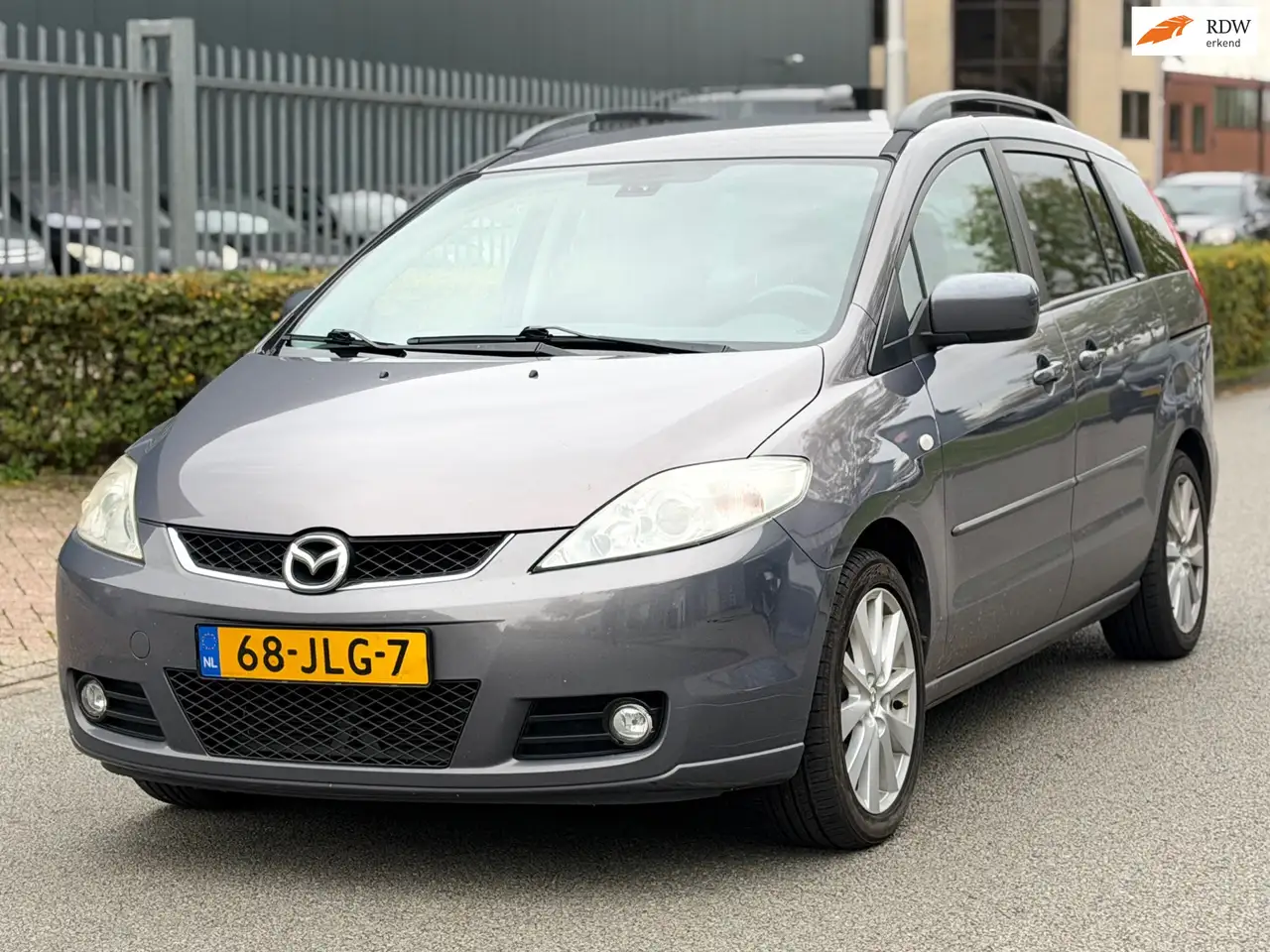 Mazda 5