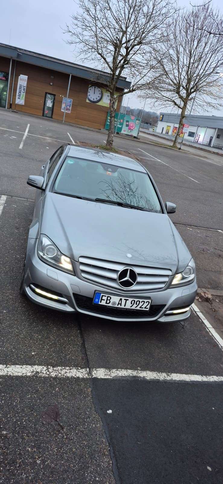 Second hand Mercedes Benz C-Class 