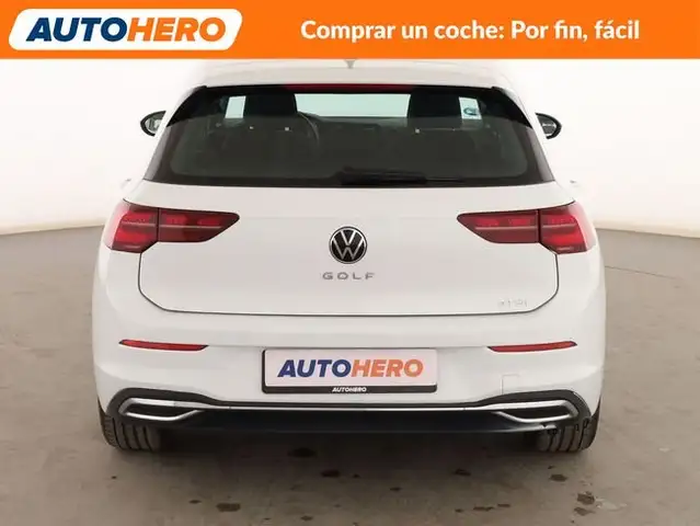 Volkswagen Golf view 5