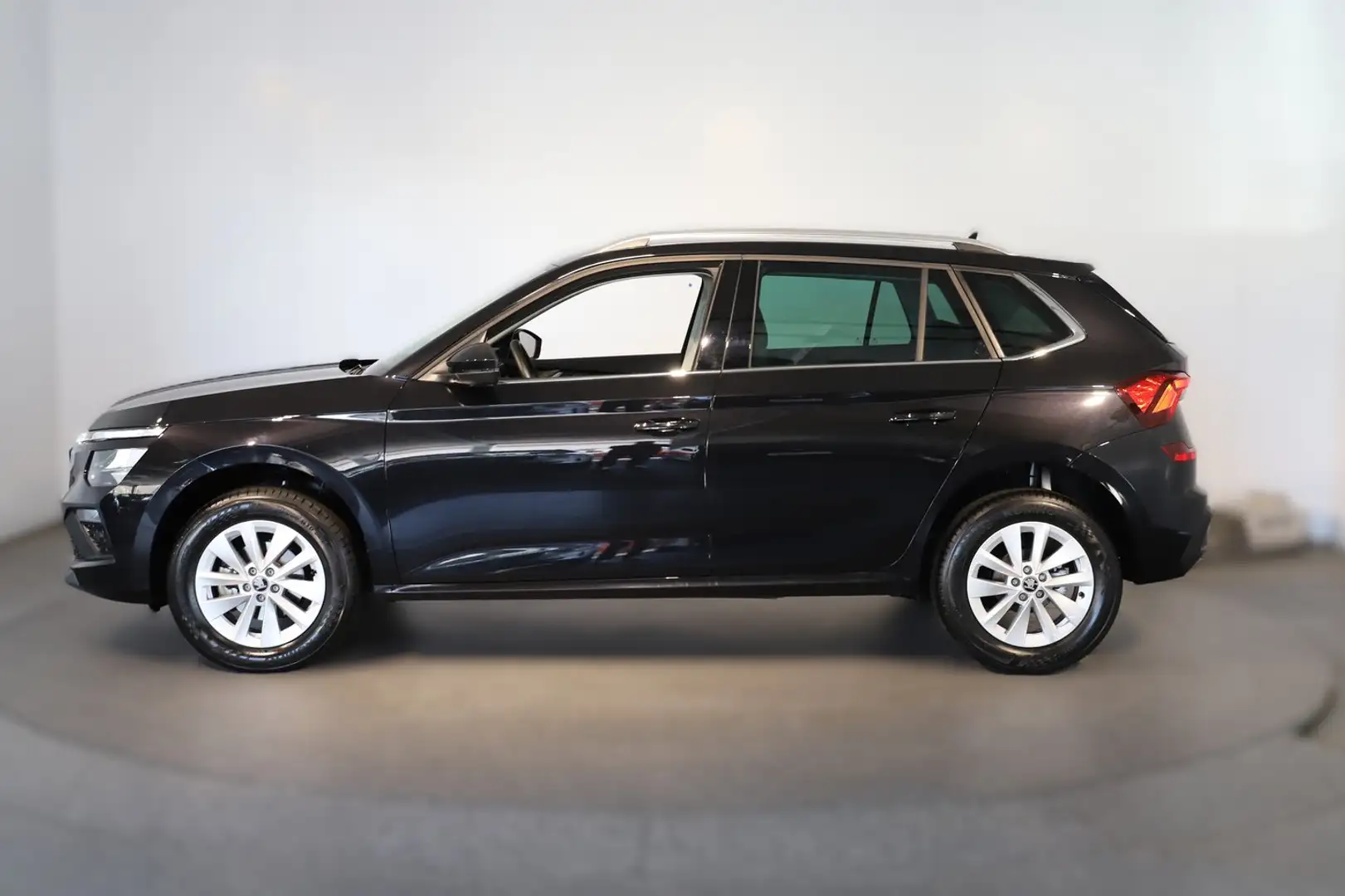 Skoda Kamiq Selection TSI Schwarz - 2