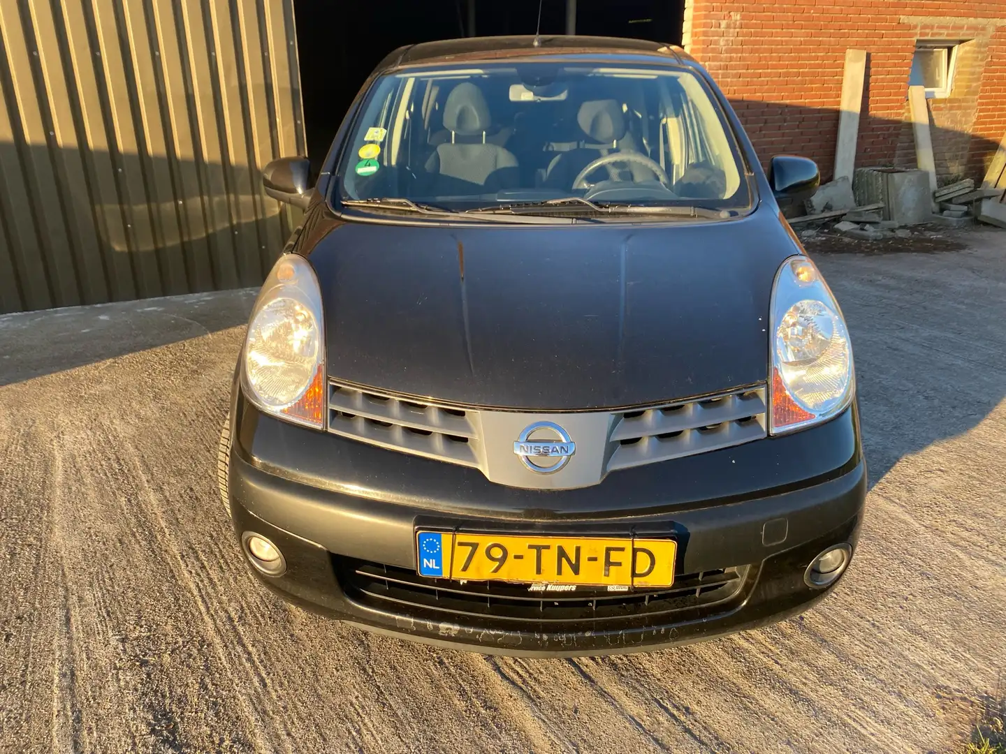 Nissan Note 1.6 First Zwart - 2
