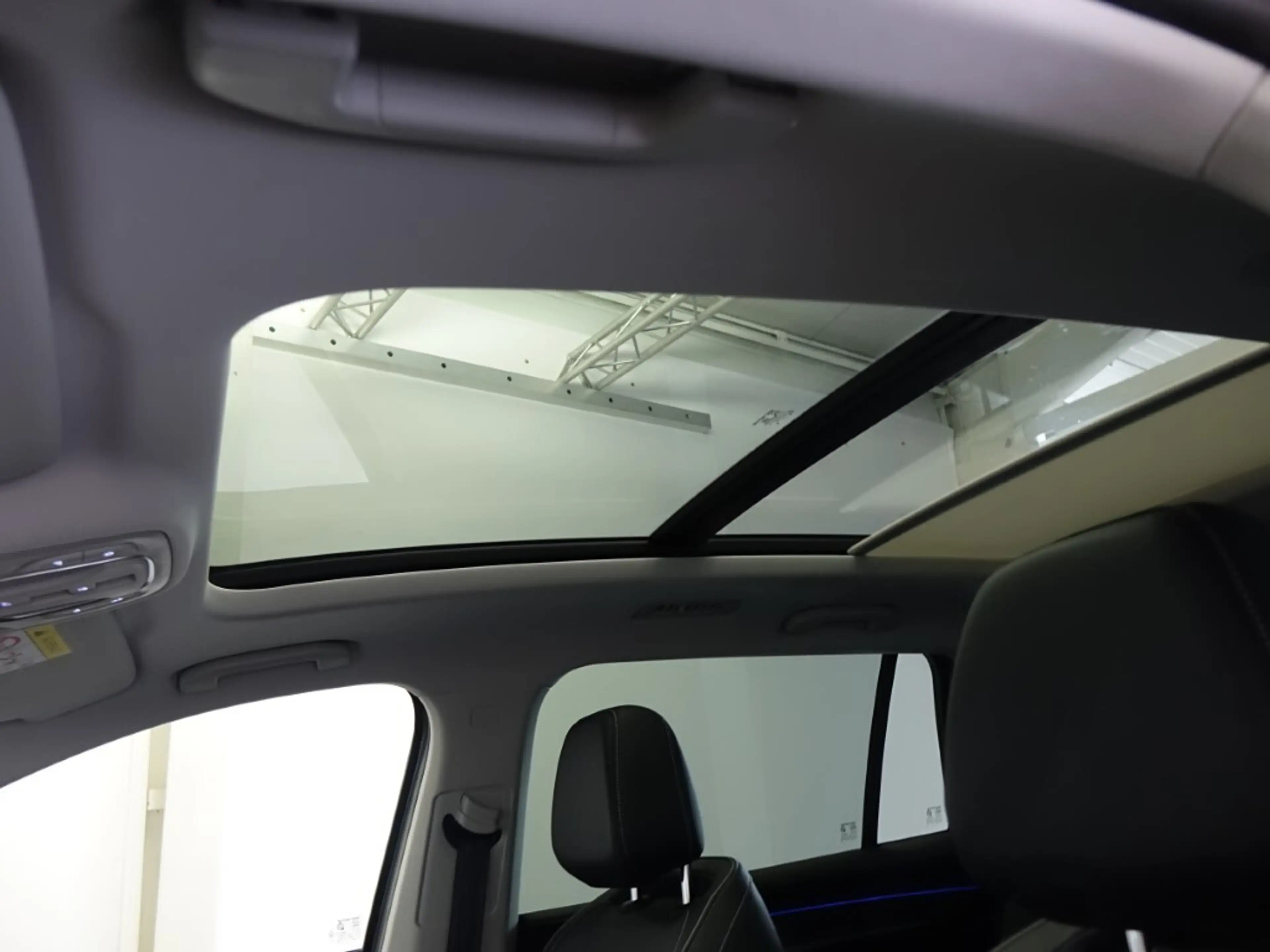 MG MGS9 1,5 PHEV Premium *VOLLAUSSTATTUNG* — photo 10