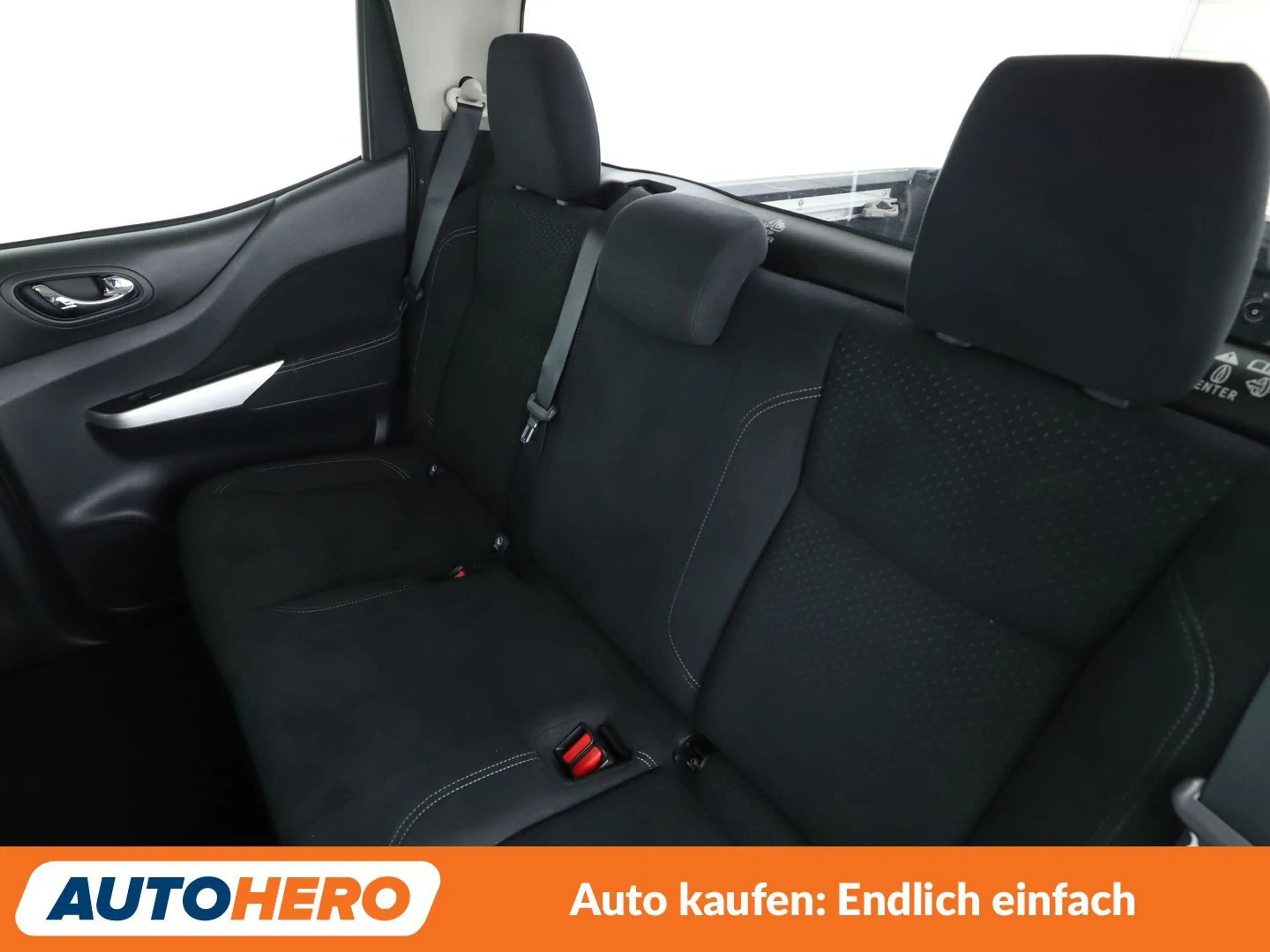 Nissan NP300 2.3 dCi N-Connecta Double Cab 4x4*NAVI*CAM* — photo 14
