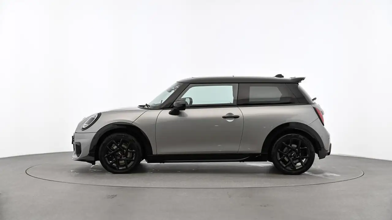 MINI Cooper S John Cooper Works Trim 3
