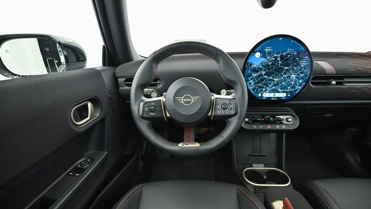 MINI Cooper S John Cooper Works Trim 14