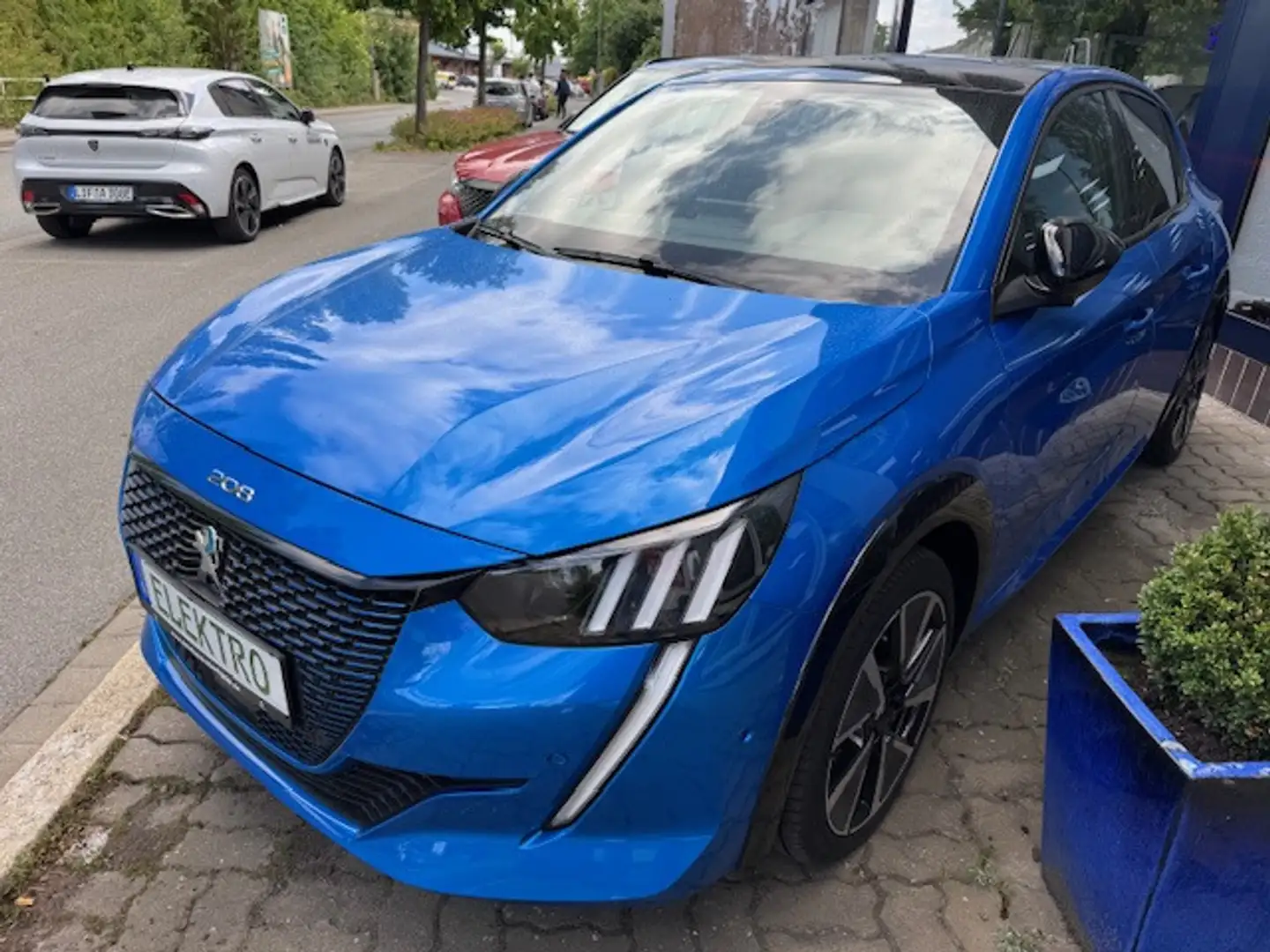 Peugeot e-208 GT Azul - 1
