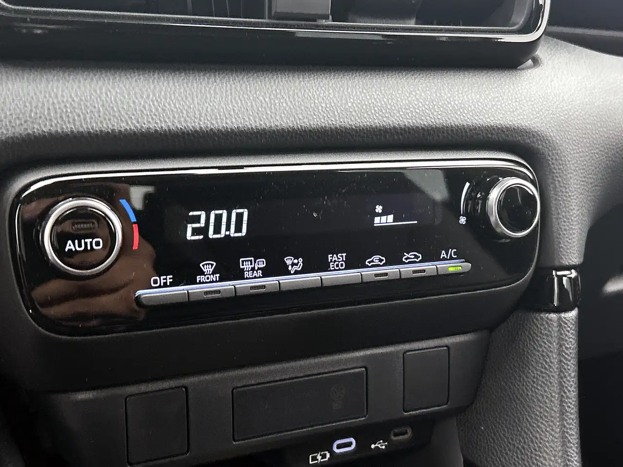 Toyota Yaris 2026 — фото 7