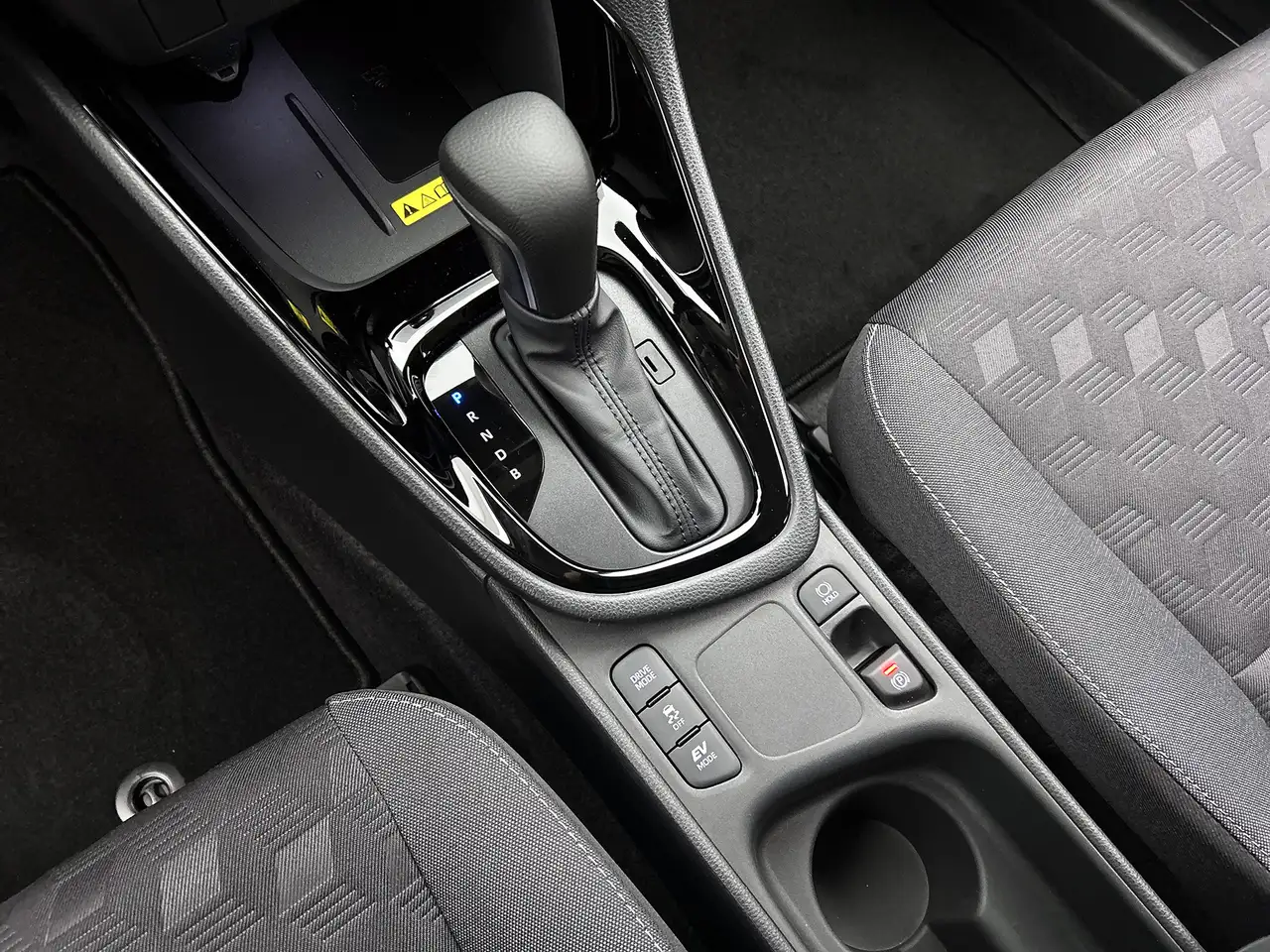 Toyota Yaris 2026 — фото 10