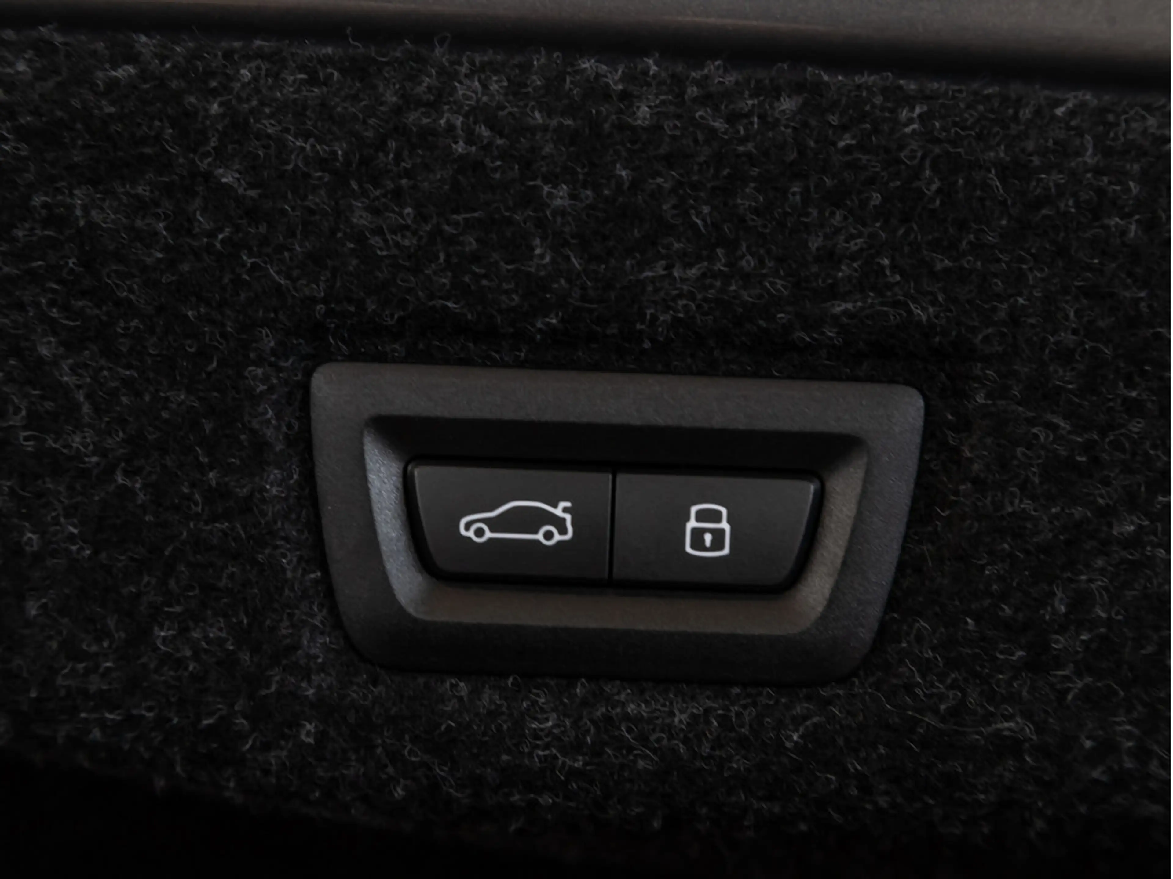 BMW i5 40 xDrive M-Sport Pro 360° LED HUD ACC AHK — photo 12