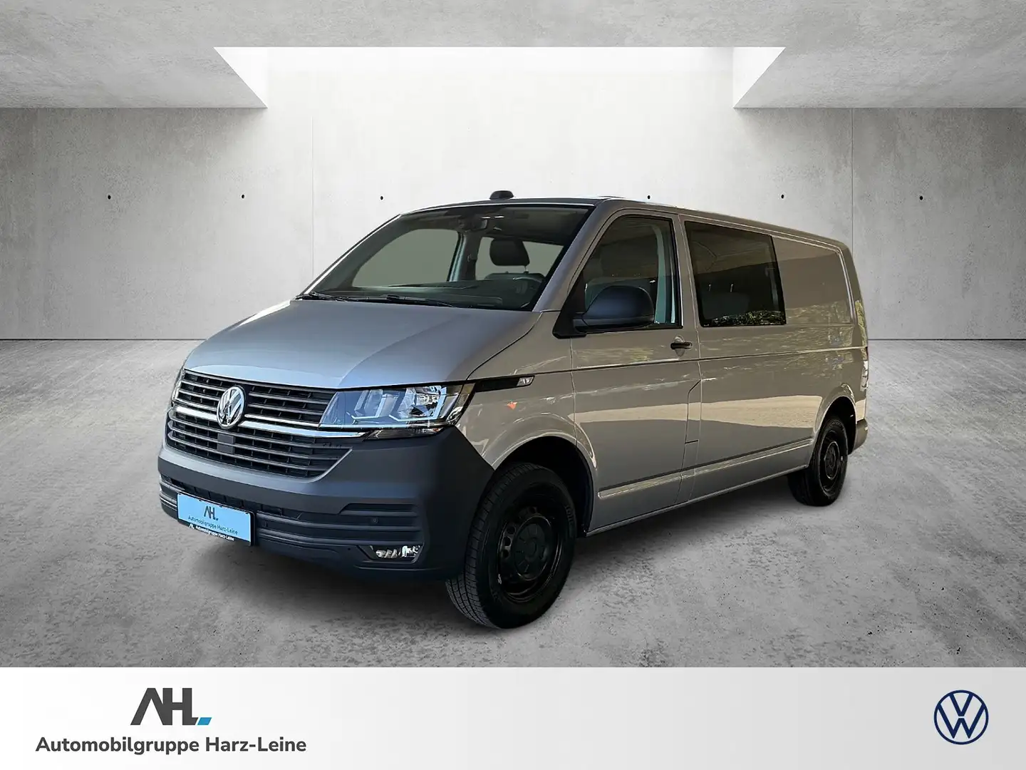 Volkswagen T6.1 Kombi 2.0 TDI DSG LR 5-Sitzer Klima Navi PDC RFK Plateado - 1