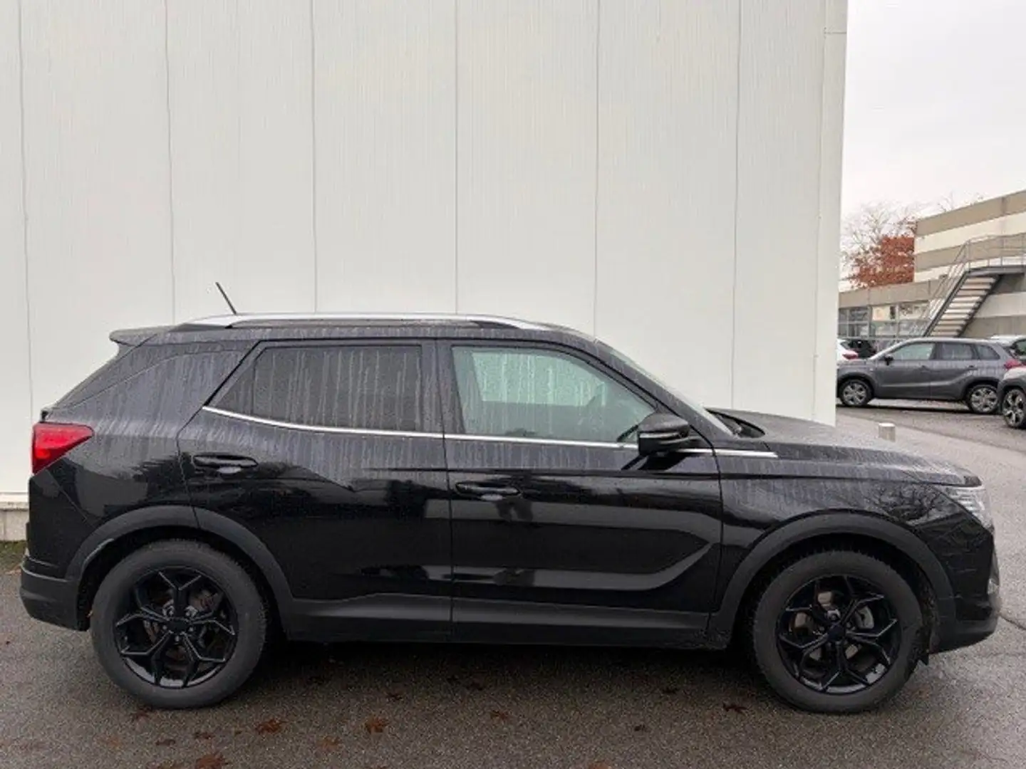 SsangYong Korando Korando 1.6 e-XDi 4WD Aut. Sapphire ***TREKHAAK*** Noir - 2