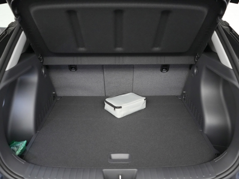 Hyundai KONA T-GDi PRIME DCT+VOLL LED+NAVI+360 GRAD KAMERA+SITZ — photo 7