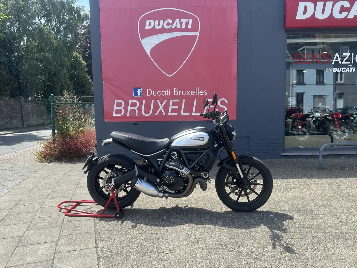 Ducati Scrambler 800 Dark | "Garantie 1 an" - 1