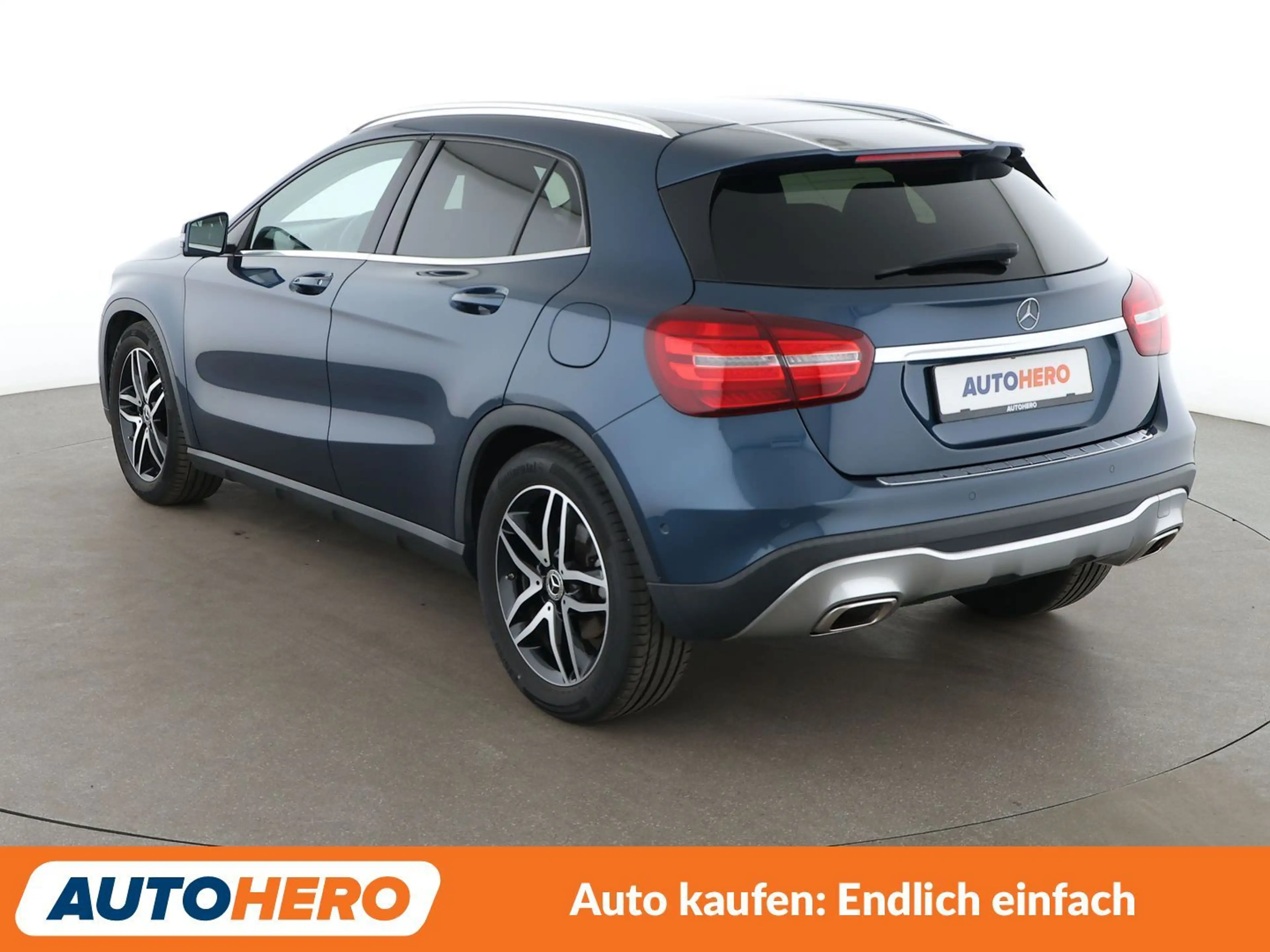 Mercedes-Benz GLA 200 GLA 200 Urban Aut.*NAVI*LED*TEMPO*CAM*PDC*SHZ*AHK* — photo 4
