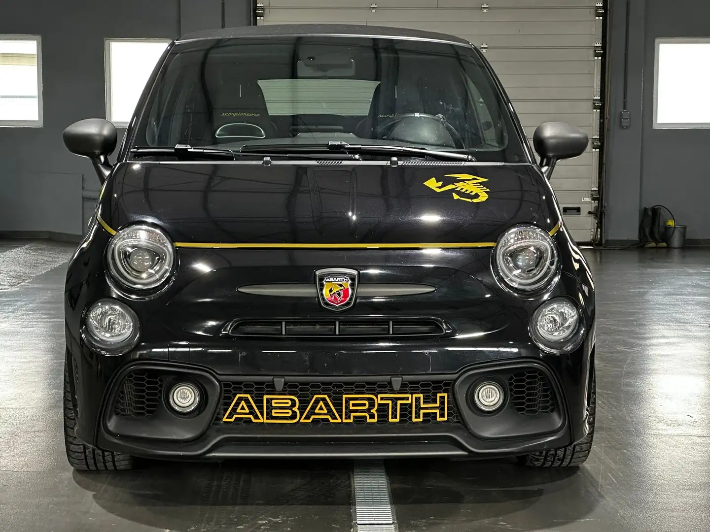 Fiat 500 Abarth 1.4 T-Jet MTA !! Cabriolet !! Etat Show room Zwart - 2