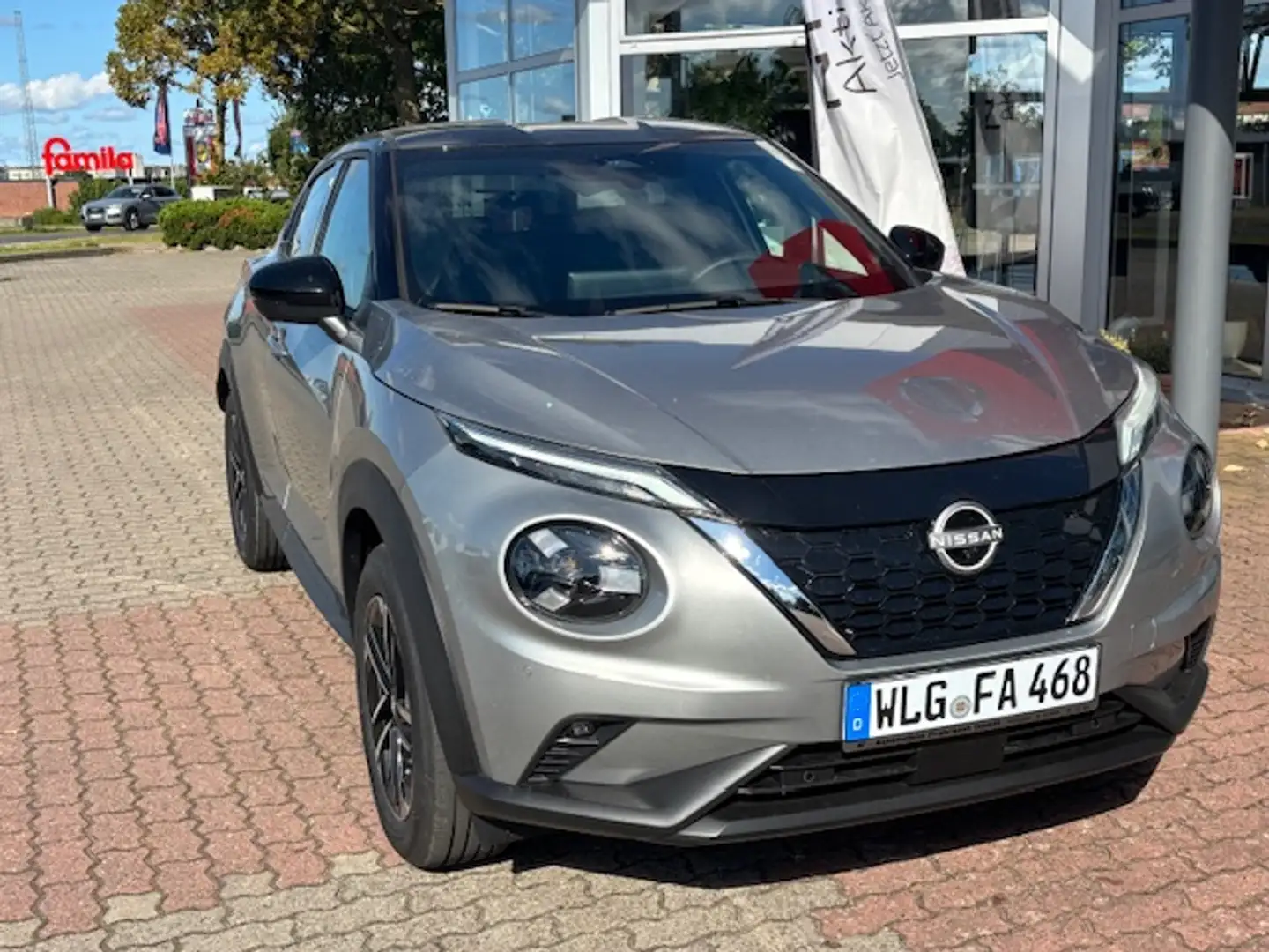 Nissan Juke 1.6 Hybrid 4AMT N-Connecta Tech Winter Silber - 2