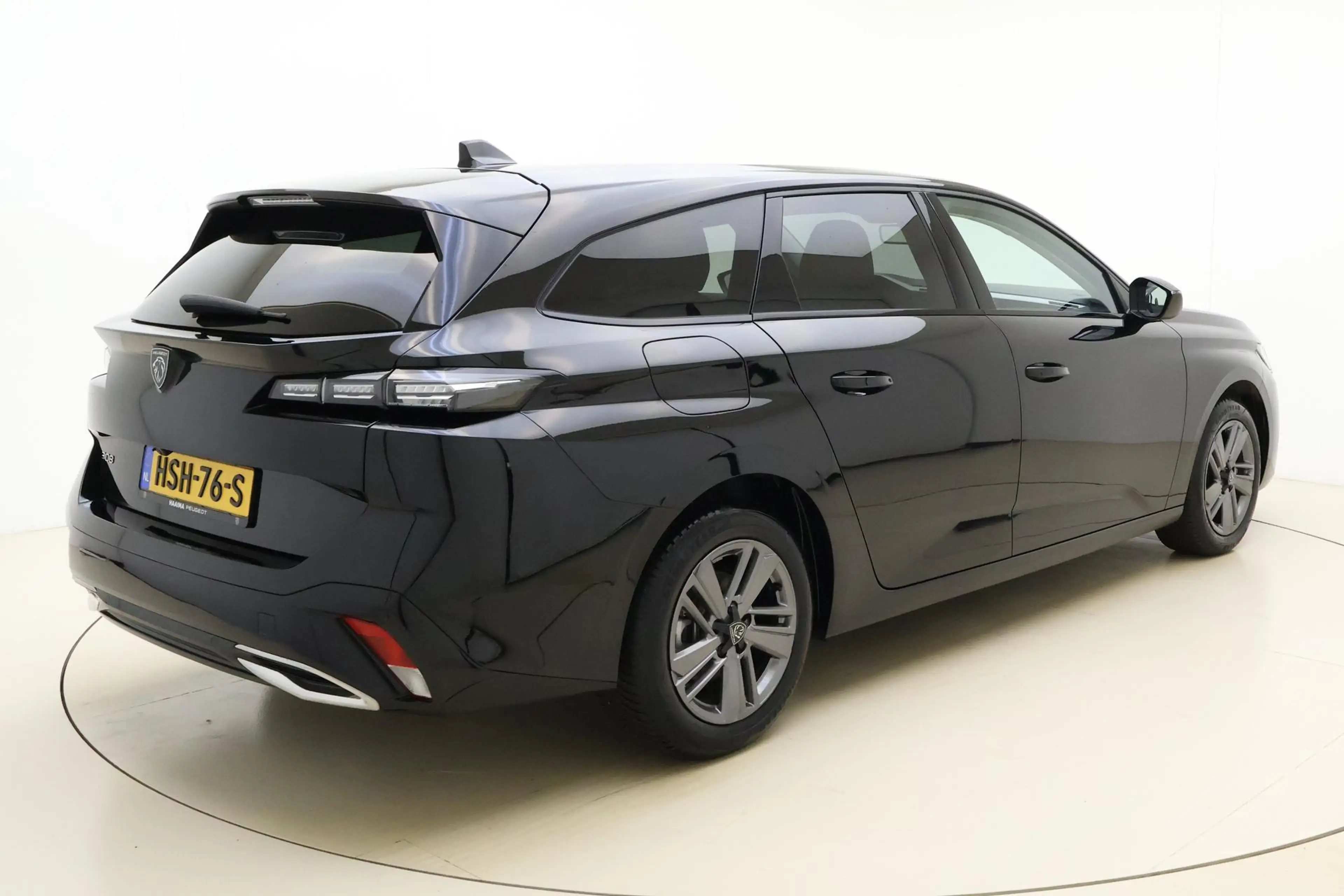 Peugeot 308 SW 1.2T 130pk Allure | AGR Stoel | Apple Carplay/A — photo 2
