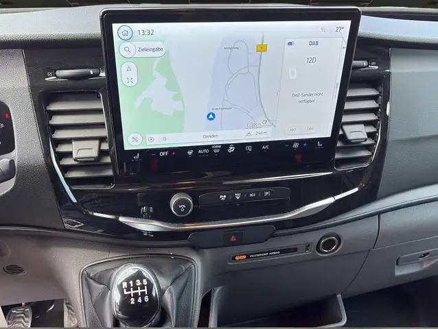 Ford Transit view 7