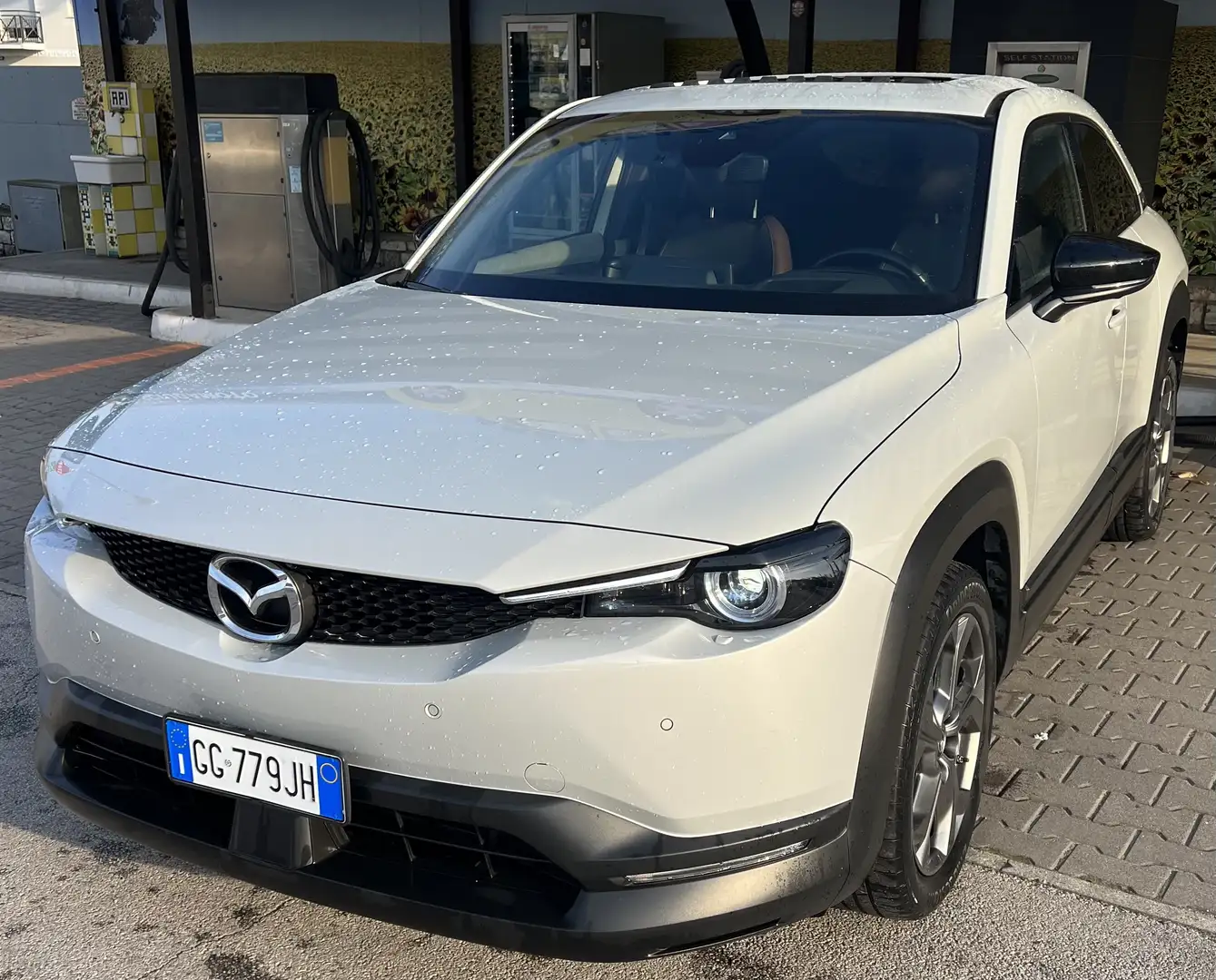 Mazda MX-30 35,5kWh Exclusive Vintage OBC 7,4kW - 1